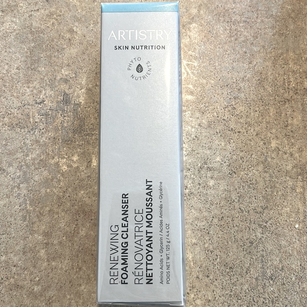 Renewing Foaming Cleanser